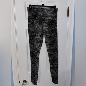 Athleta 7/8 Leggings size small